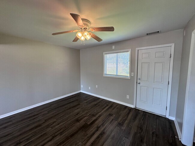 Foto del edificio - North Augusta Duplex