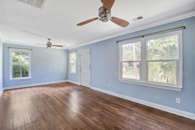 Foto del edificio - 4328 Lambert St