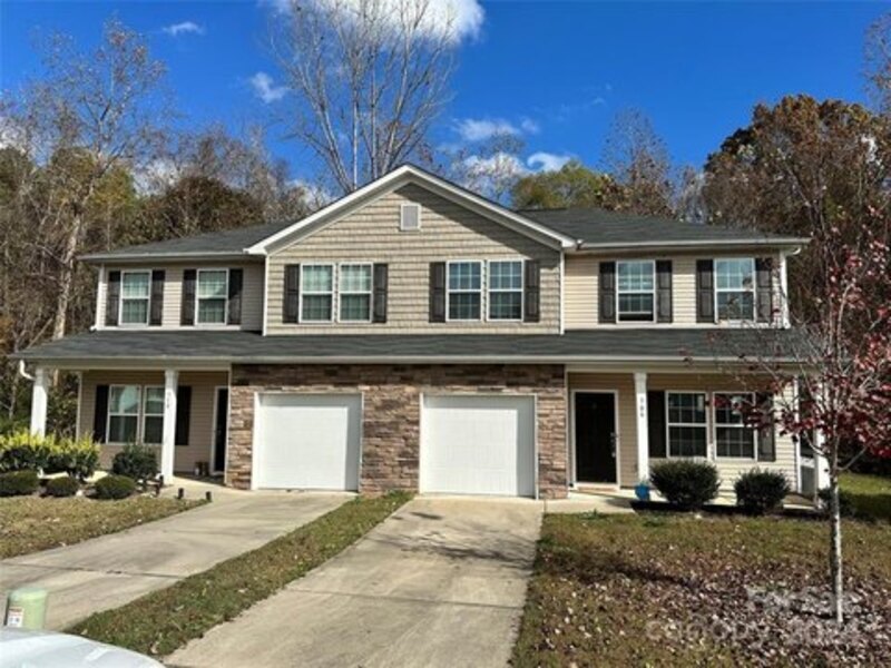 Foto principal - 291 Village Creek Way