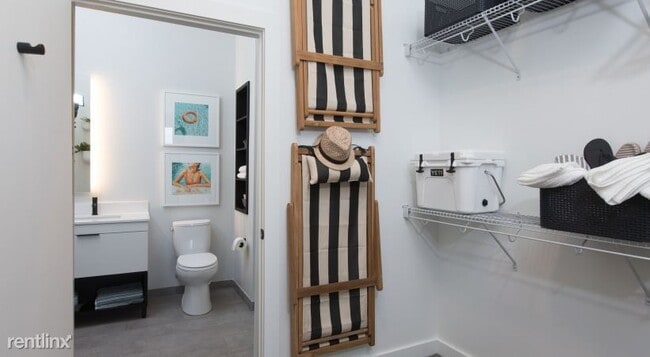 Building Photo - 2 br, 2 bath Apartment - 388 Ocean Ave # 20