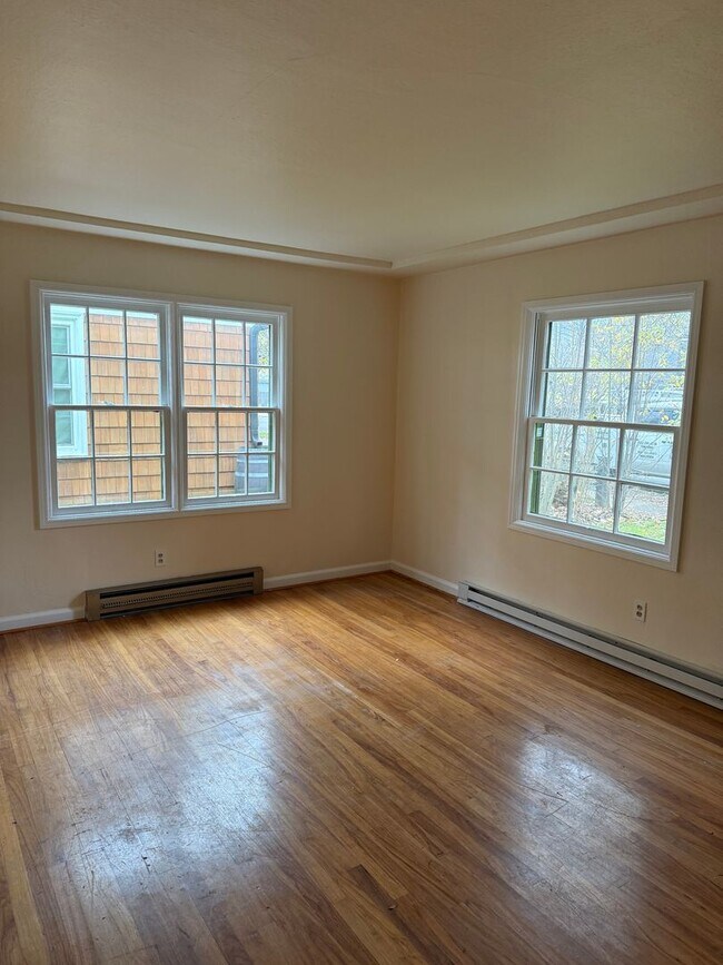 Photo - TIP TOP ON TYLER House