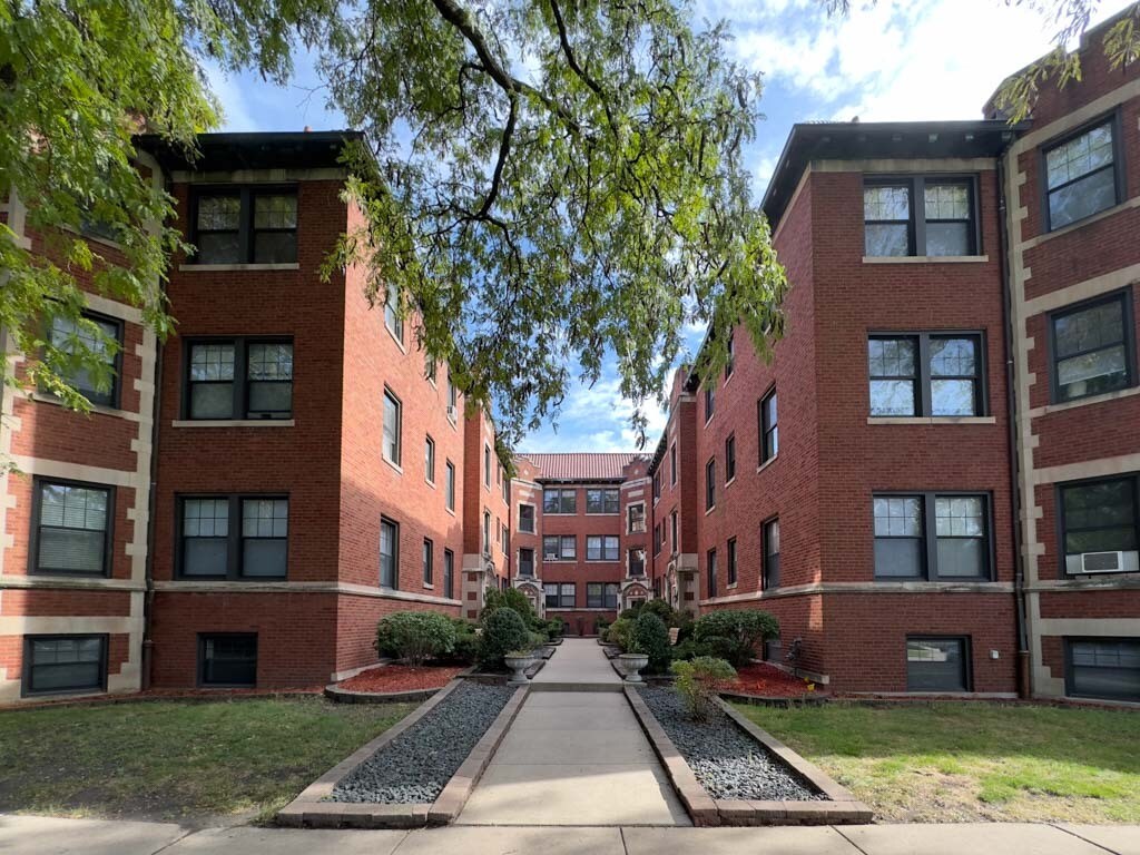 1305 Oak Ave Unit E2, Evanston, IL 60201 Condo for Rent in Evanston