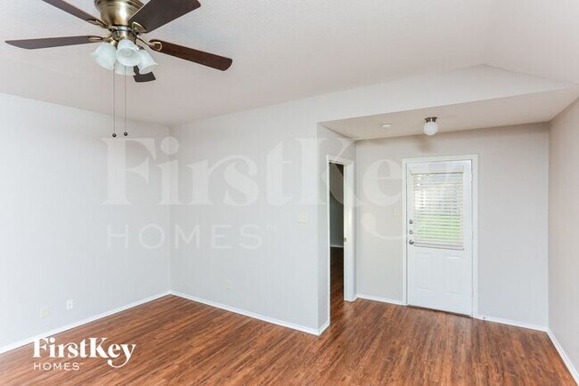 Building Photo - 1221 Koto Wood Dr