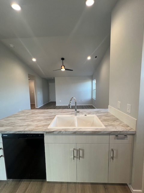 Foto del edificio - 3 Bed 2 Bath in Nampa!