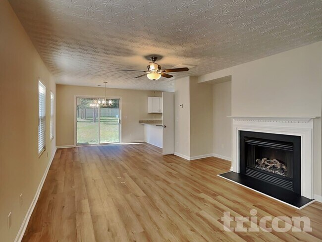 Building Photo - 231 Silver Fox Trail