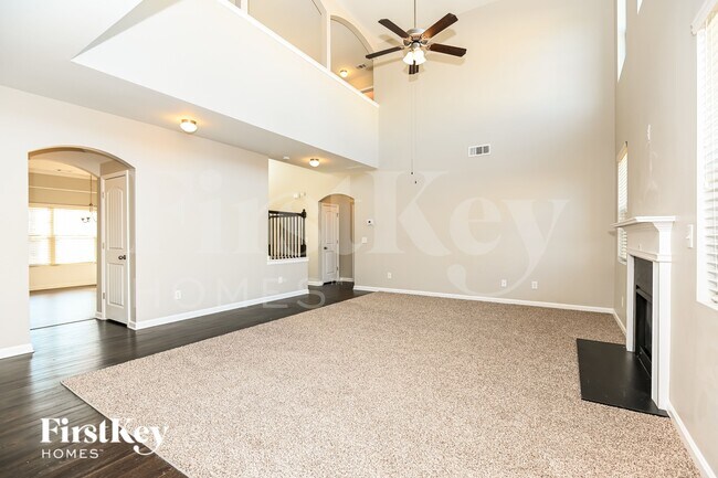 Foto del edificio - 81 Laurelcrest Ln