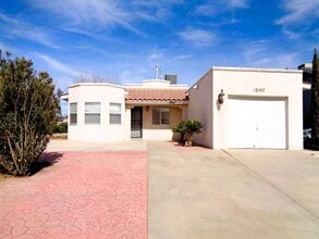 Building Photo - 12357 Tierra Buena Dr