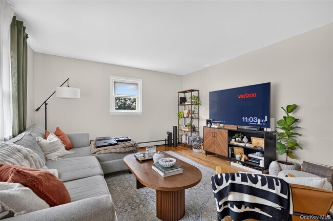 Foto del edificio - 59 Grand St S