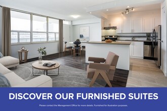 Building Photo - 33 Davisville Ave