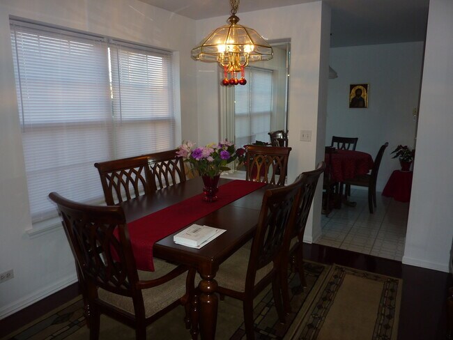 Foto del edificio - 2883 Belle Ln
