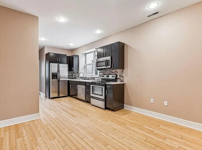 Foto del edificio - 3142 N Broad St