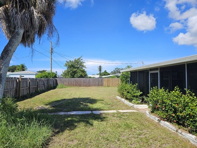 Building Photo - 264 Glen Oak Rd