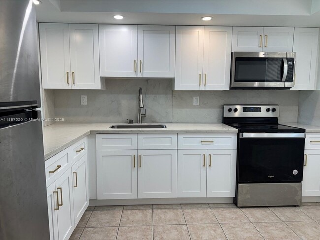 Foto del edificio - 5100 SW 90th Ave