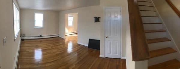 Building Photo - 2 George Rd