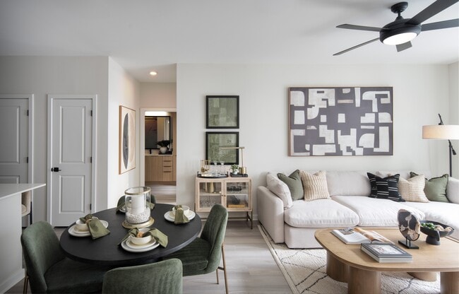 Building Photo - Aventon Moorefield