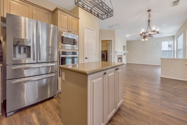 Building Photo - 27 Bethany Bend Dr
