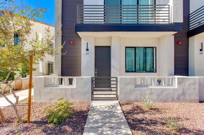 Foto del edificio - 4220 N 32nd St