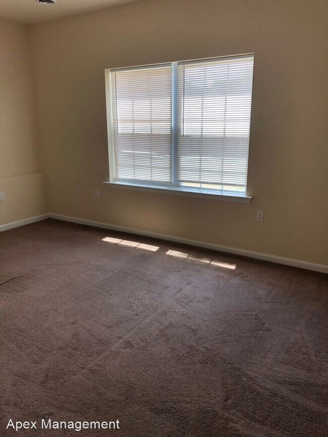 Foto del edificio - 3492 Linden St