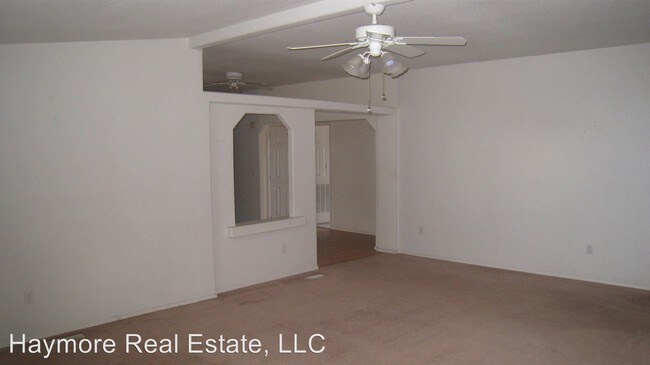 Building Photo - 5710 S Mountain Side Ln