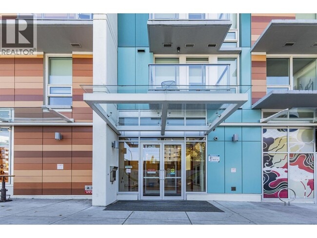 Building Photo - 180 E 2nd Ave