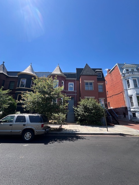 Building Photo - 224 N St NW