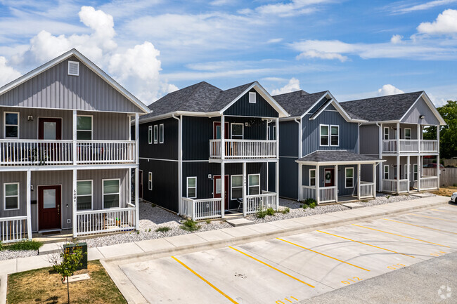 14 Units Built in 2021 - Cherry Street Cottages