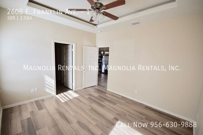 Foto del edificio - 2608 E Franklin Ave