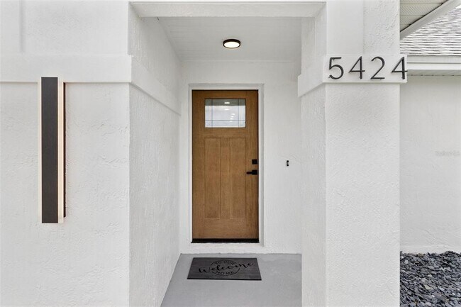 Foto del edificio - 5424 Loma Vista Dr E