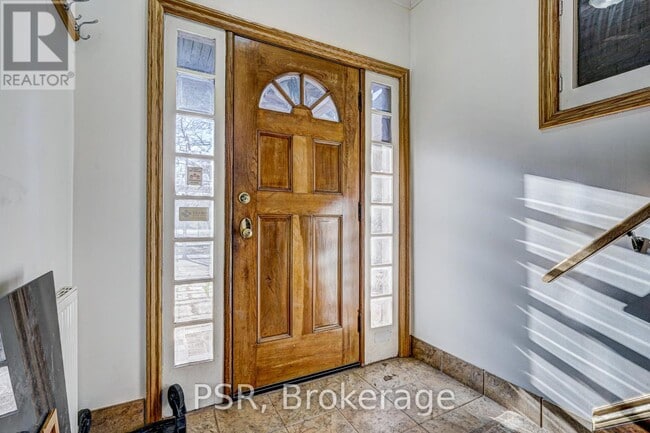 Building Photo - 98 Roselawn Ave