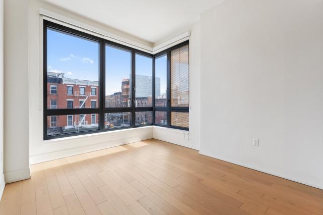 Foto del edificio - 1 bedroom in Brooklyn NY 11238