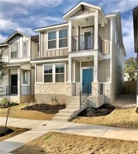 Building Photo - 1701 Yaupon Grove Ln