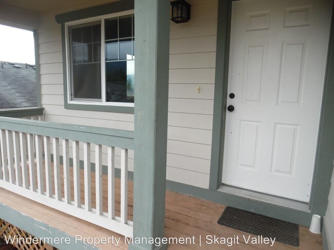 Building Photo - 3 br, 2 bath House - 1511 Portobello Avenue