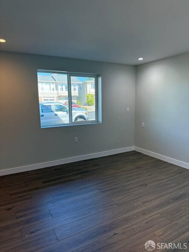 Foto del edificio - 257 St Francis Blvd