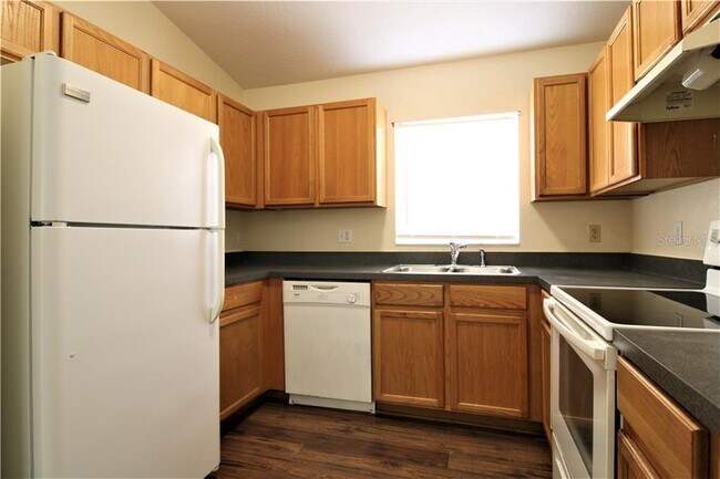 Foto del edificio - 1720 Sage Creek Ct