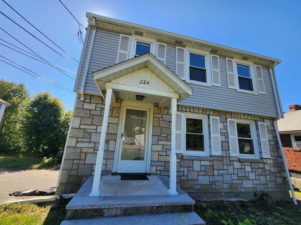 624 Main St Unit 1F, Watertown, MA 02472 Room for Rent in Watertown