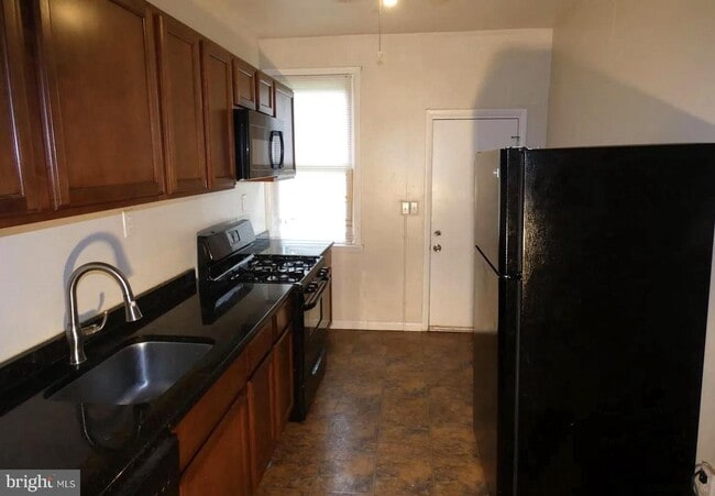 Building Photo - 2654 Lehman St