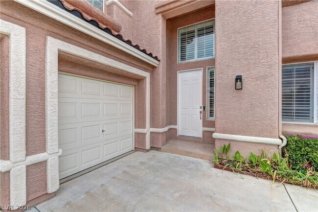 Building Photo - 1813 Snow Spring Ln