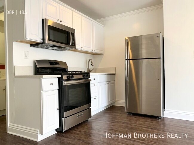 Building Photo - 101 Normandie Ave