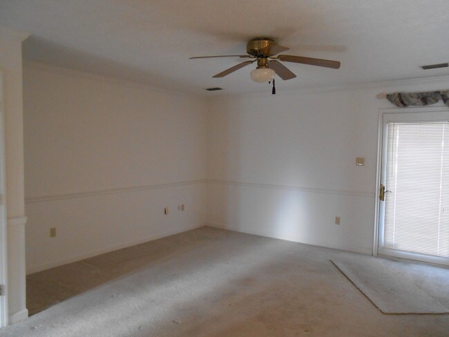 Foto del edificio - 1024 Konnarock Rd