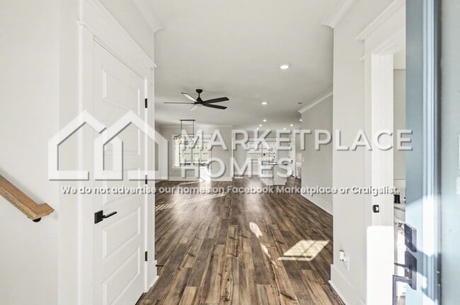 Foto del edificio - 517 Kingwood Ln