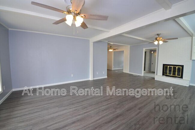 Foto del edificio - 3821 S 93rd E Ave