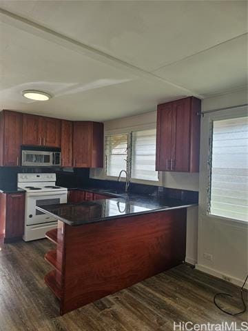 Building Photo - 2361 Pauoa Rd