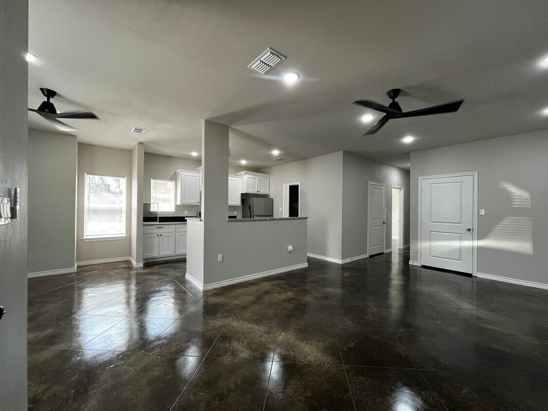 Foto principal - Country Road Triplex