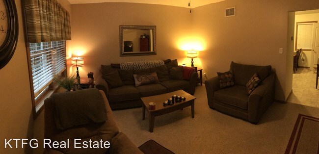Foto del edificio - 3 br, 2.5 bath House - 32 Acacia Court
