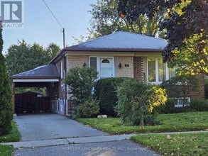 Building Photo - 147 Fitzgibbon Ave