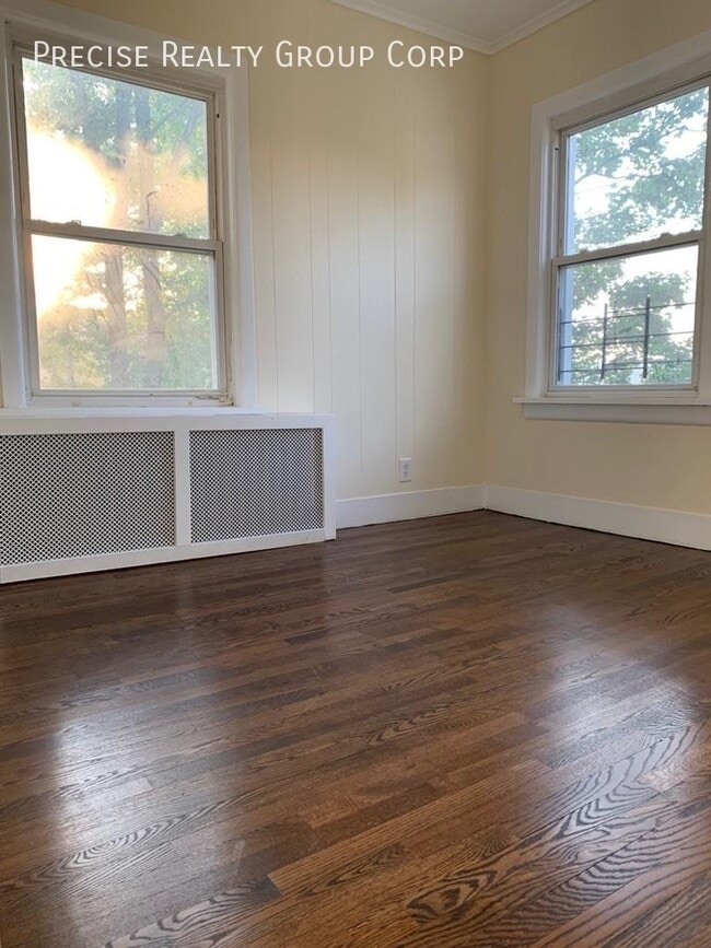 Photo - 17 Landscape Ave Apartment