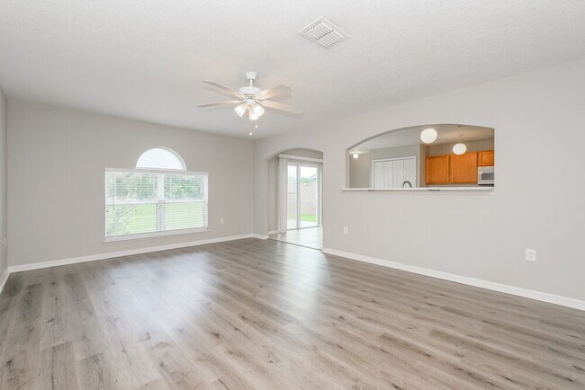 Foto del edificio - 6300 Tabogi Trail