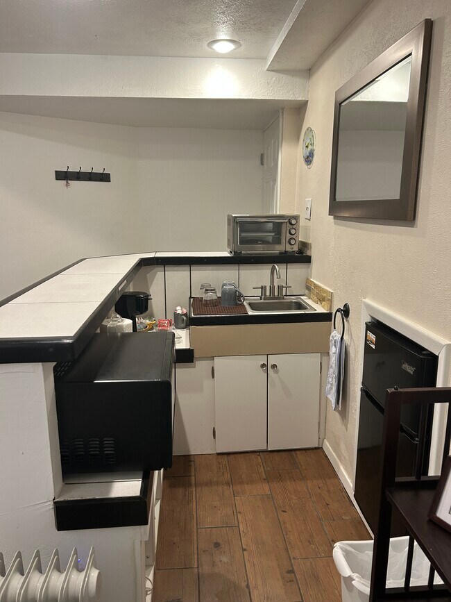 Foto del edificio - 10933 W 67th Pl