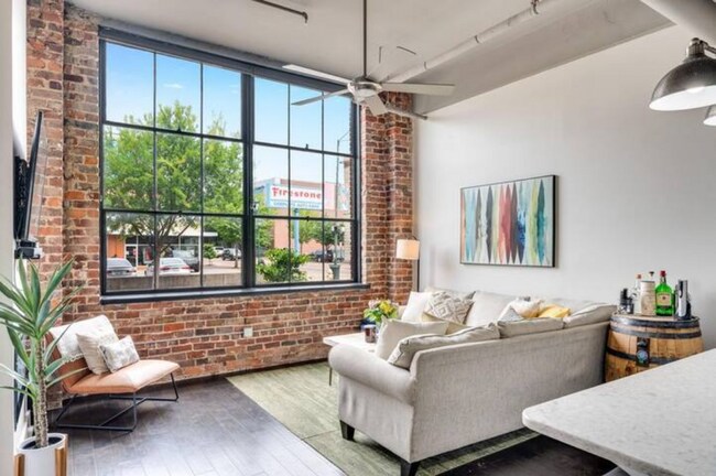 Living Room - 1301 Market St