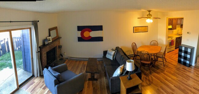 Building Photo - 256 Cove Blvd